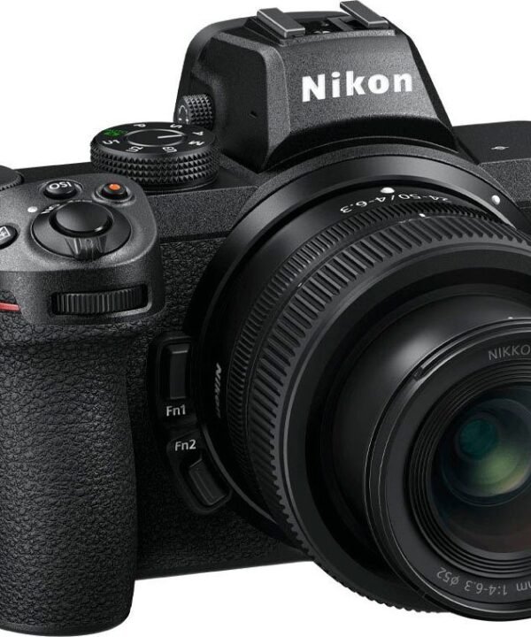 Nikon Z 5 KIT Z 24-200 mm 1:4.0-6.3 VR Systemkamera (24-200 mm 1:4.0-6.3 VR, 24,3 MP, Bluetooth, WLAN (WiFi), DSLM-Kamera, DSLM - Image 7