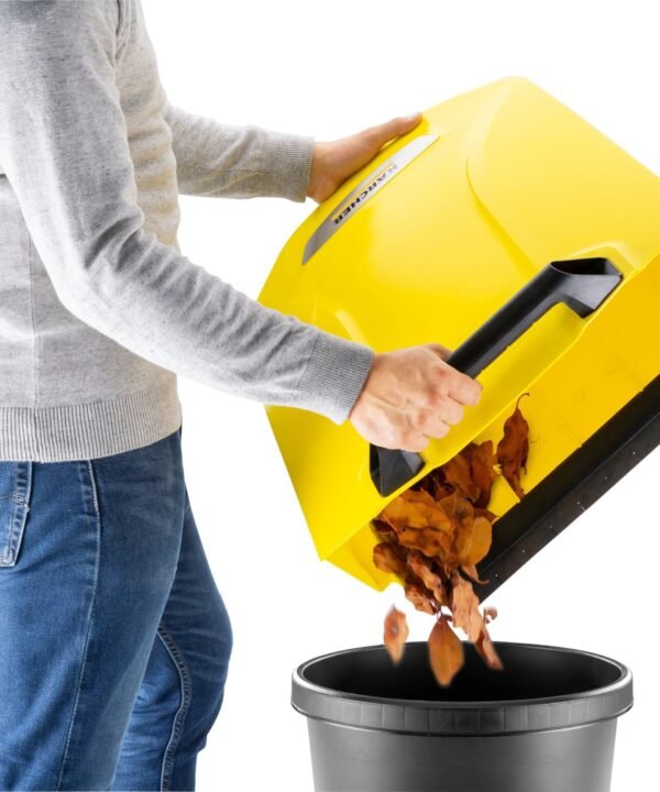KÄRCHER Handkehrmaschine S 6, 67 cm Arbeitsbreite, mit Seitenbesen - Image 4